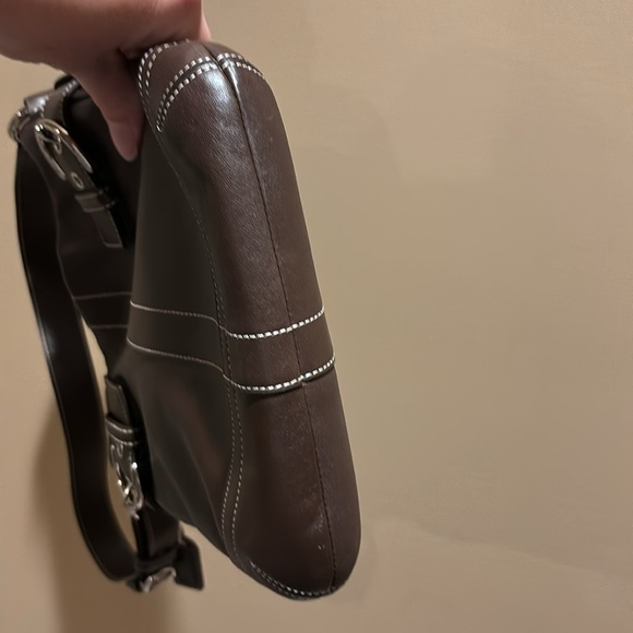 Vintage Coach Chocolate Leather Shoulder Bag G05S-1453 - Picture 7 of 7